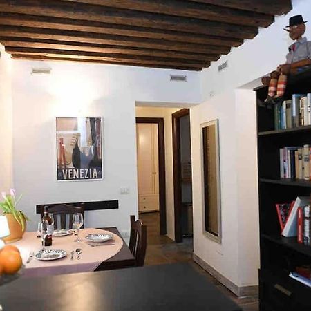 Grace Apartment In Venesia Bagian luar foto